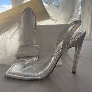 Good American Silver Women's Heels 7 NIB details $195
